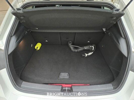 Mercedes-Benz A250 e Business Solution AMG Limited 262pk 2020 A-klasse, Z-645-DJ