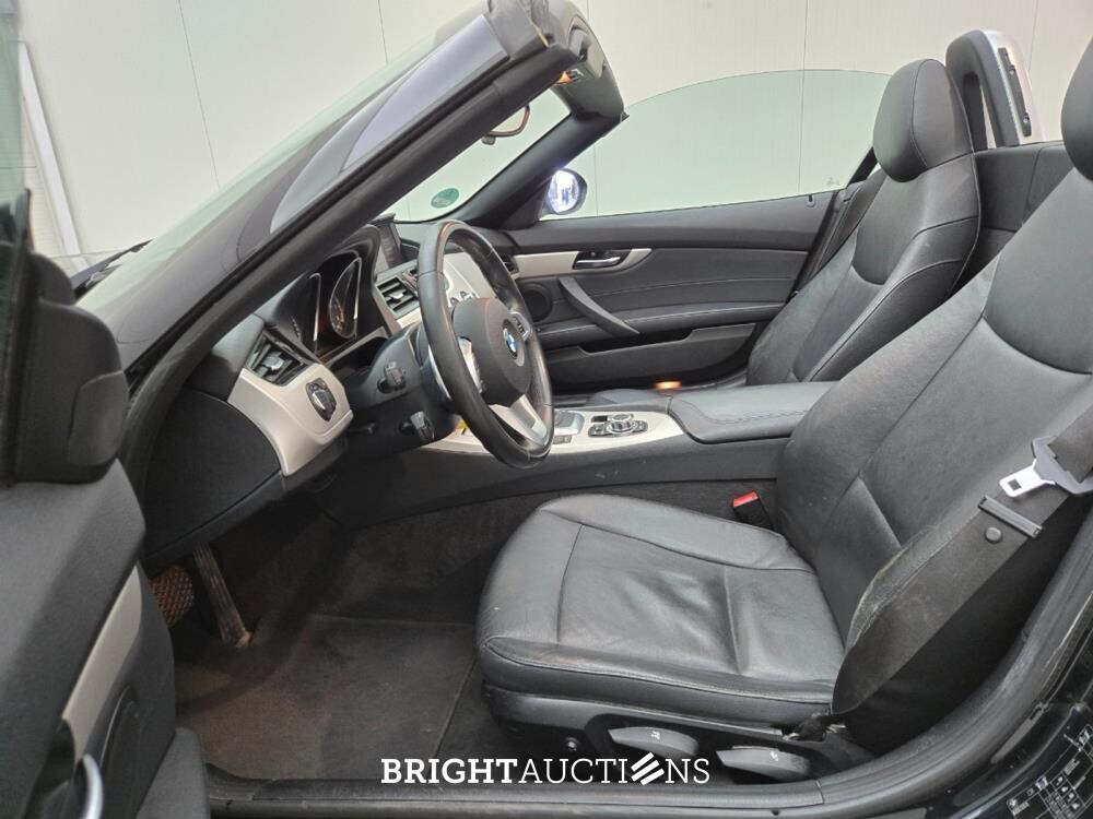 BMW Z4 sDrive18i Roadster Executive 156pk 2014 (Origineel-NL), 9-TPH-07