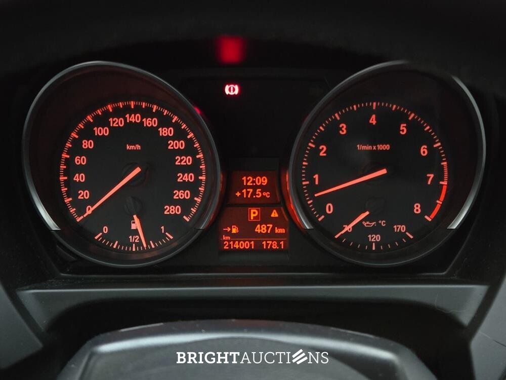 BMW Z4 sDrive18i Roadster Executive 156pk 2014 (Origineel-NL), 9-TPH-07