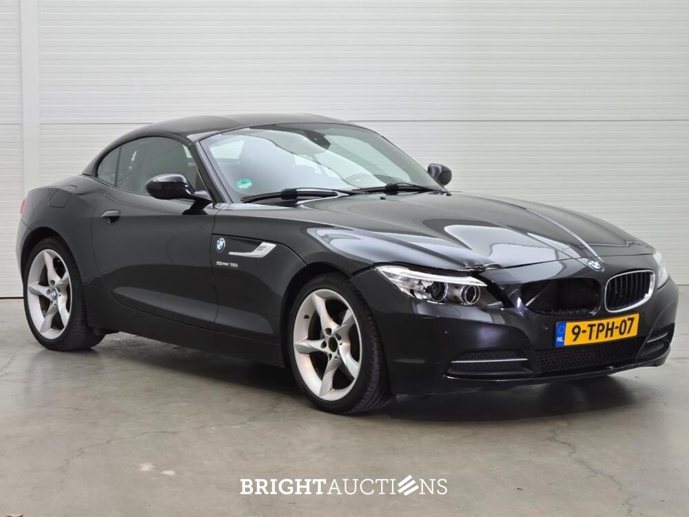 BMW Z4 sDrive18i Roadster Executive 156pk 2014 (Origineel-NL), 9-TPH-07