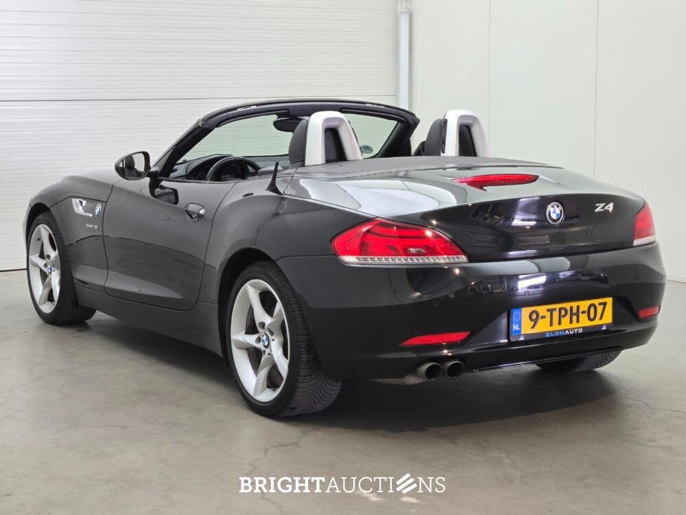 BMW Z4 sDrive18i Roadster Executive 156pk 2014 (Origineel-NL), 9-TPH-07