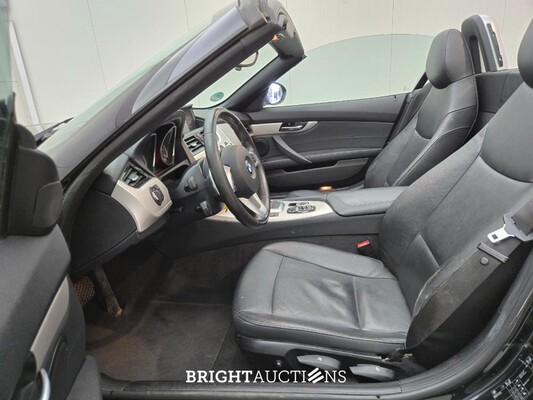 BMW Z4 sDrive18i Roadster Executive 156pk 2014 (Origineel-NL), 9-TPH-07
