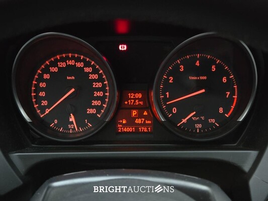 BMW Z4 sDrive18i Roadster Executive 156pk 2014 (Origineel-NL), 9-TPH-07