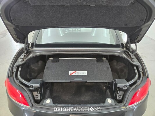 BMW Z4 sDrive18i Roadster Executive 156pk 2014 (Origineel-NL), 9-TPH-07