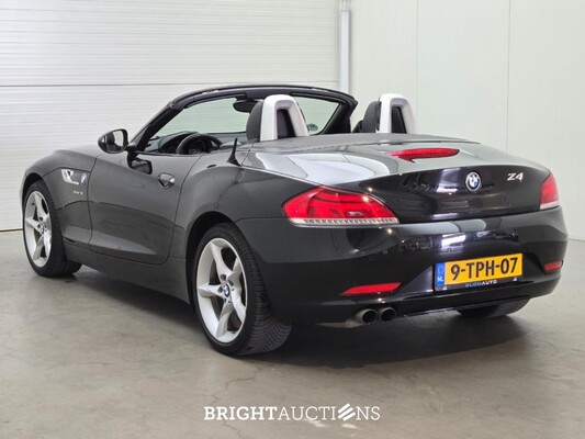 BMW Z4 sDrive18i Roadster Executive 156pk 2014 (Origineel-NL), 9-TPH-07