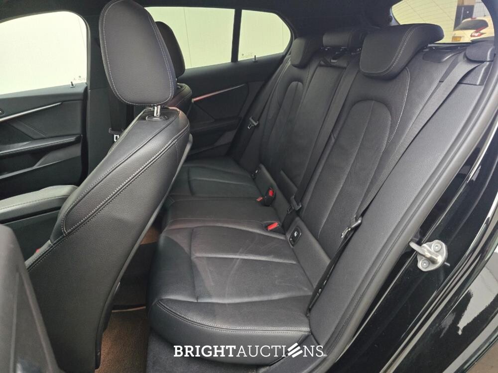 BMW 118i 1-serie High Executive 136pk 2021 1-Serie, N-102-ZN