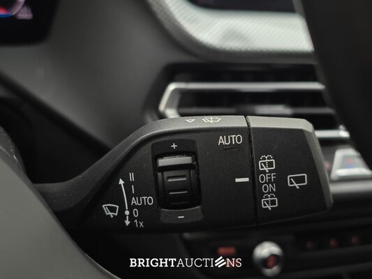 BMW 118i 1-serie High Executive 136pk 2021 1-Serie, N-102-ZN