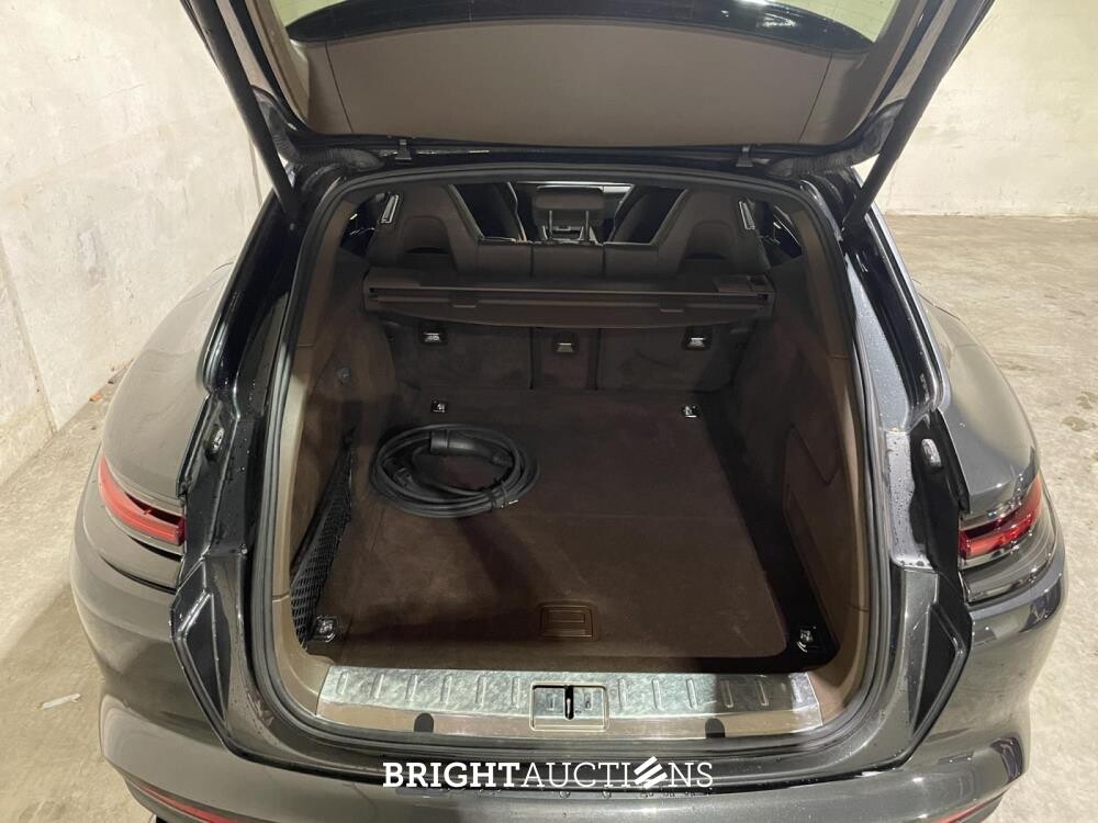 Porsche Panamera Sport Turismo 2.9 V6 4 E-Hybrid 462pk 2018, J-339-PD