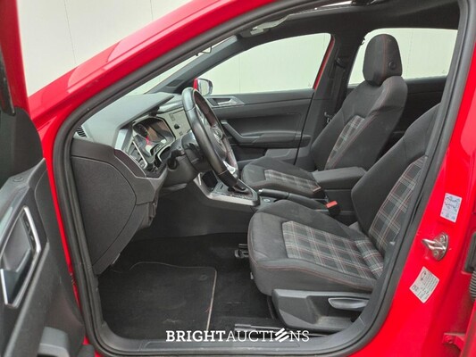 Volkswagen Polo GTI 2.0 TSI 200pk 2019, S-110-LZ