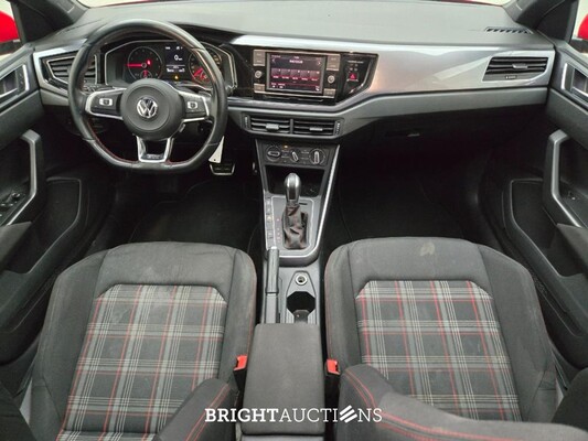 Volkswagen Polo GTI 2.0 TSI 200pk 2019, S-110-LZ