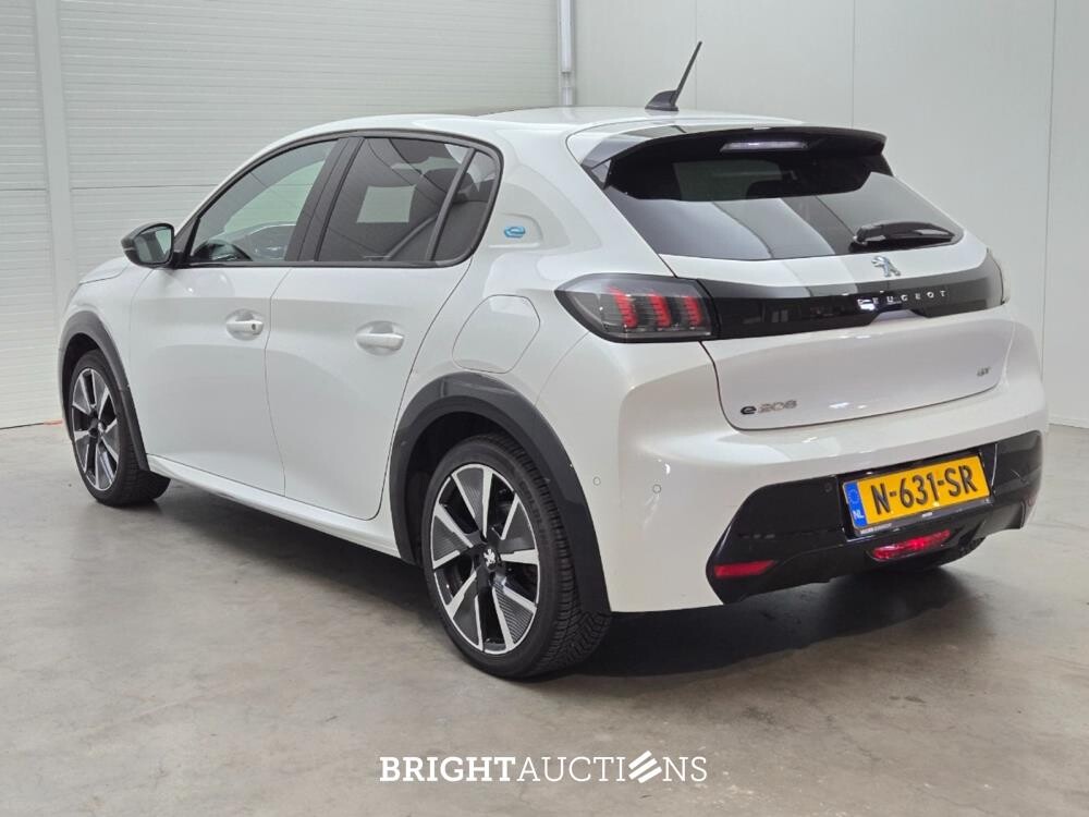 Peugeot 208 e- EV GT 350 50 kWh 136pk 2021, N-631-SR