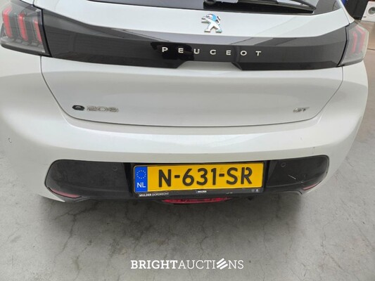 Peugeot 208 e- EV GT 350 50 kWh 136pk 2021, N-631-SR