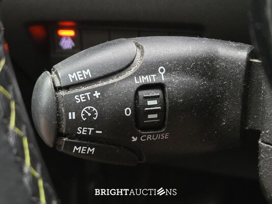 Peugeot 208 e- EV GT 350 50 kWh 136pk 2021, N-631-SR