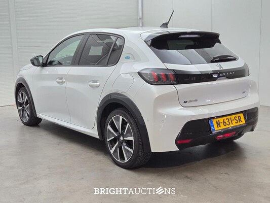 Peugeot 208 e- EV GT 350 50 kWh 136pk 2021, N-631-SR