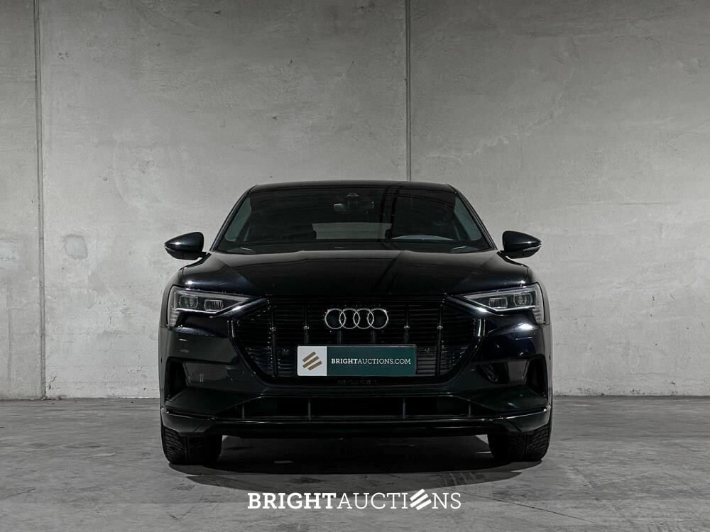 Audi e-tron Sportback 55 Quattro Business edition 95 kWh 408pk 2020 (Origineel-NL + 1e eigenaar), K-601-GZ