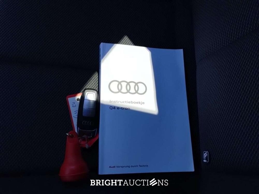 Audi Q4 e-tron 40 Launch edition Advanced 77 kWh 204pk 2021, P-694-KK