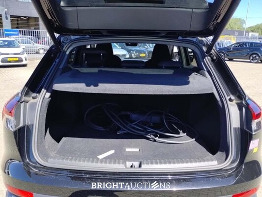 Audi Q4 e-tron 40 Launch edition Advanced 77 kWh 204pk 2021, P-694-KK