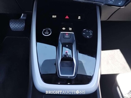 Audi Q4 e-tron 40 Launch edition Advanced 77 kWh 204hp 2021, P-694-KK