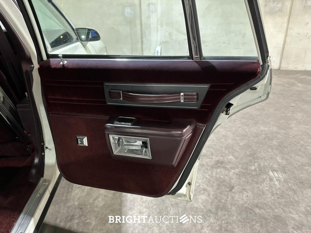 Chevrolet USA Caprice 5.0 Brougham 163pk 1986, 21-LZG-9