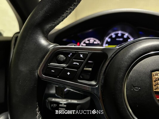 Porsche Cayenne Coupe 3.0 V6 E-Hybrid 462hp 2019 (Original-NL), G-145-HL