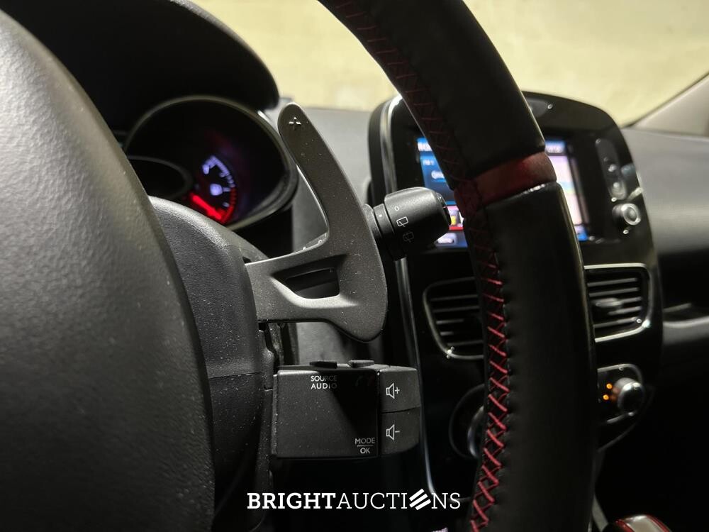 Renault Clio 1.6 R.S. Trophy 220hp 2015, K-787-PD