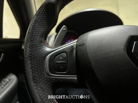 Renault Clio 1.6 R.S. Trophy 220pk 2015, K-787-PD