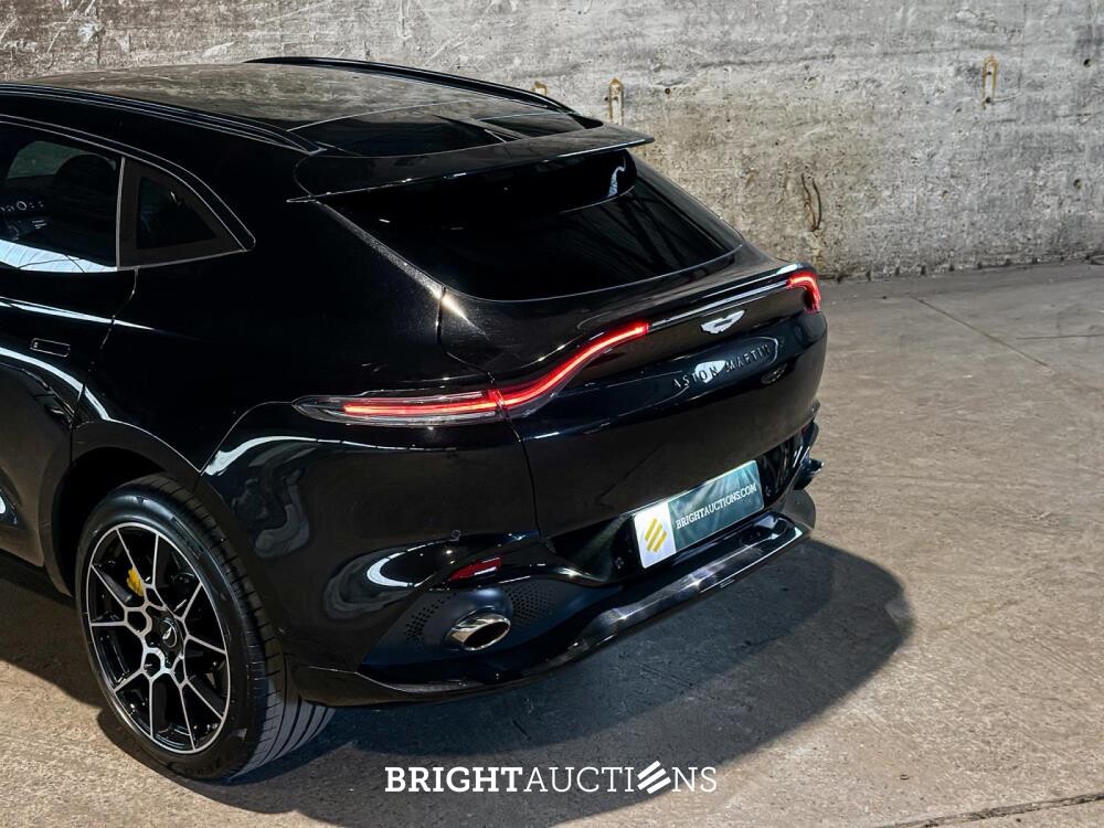 Aston Martin DBX 4.0 V8 1913 551pk 2020 (1 OF 500), HNT-92-V