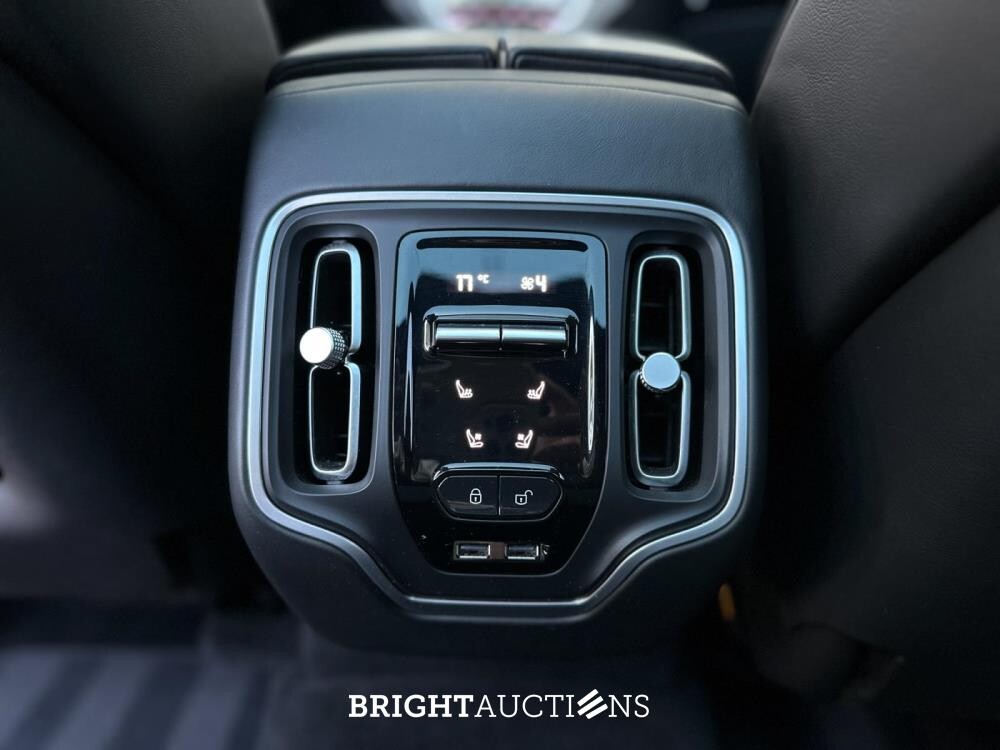 Aston Martin DBX 4.0 V8 1913 551pk 2020 (1 OF 500), HNT-92-V