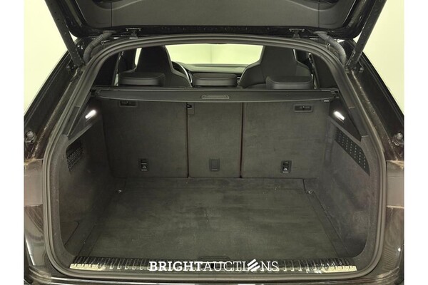 Audi SQ8 4.0 TFSI Quattro 507pk 2022, R-387-PH