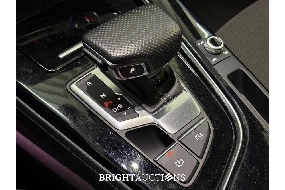 Audi A4 Avant 35 S edition Competition TFSI 149hp 2022 (Original-NL), P-104-HH
