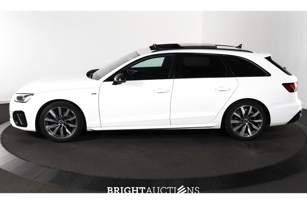 Audi A4 Avant 35 S edition Competition TFSI 149pk 2022 (Origineel-NL), P-104-HH