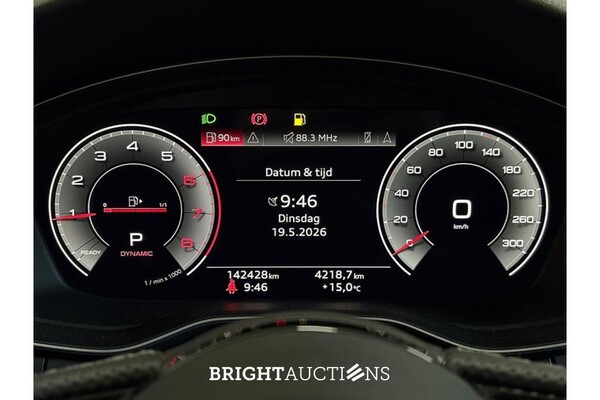 Audi A4 Avant 35 S edition Competition TFSI 149pk 2022 (Origineel-NL), P-104-HH