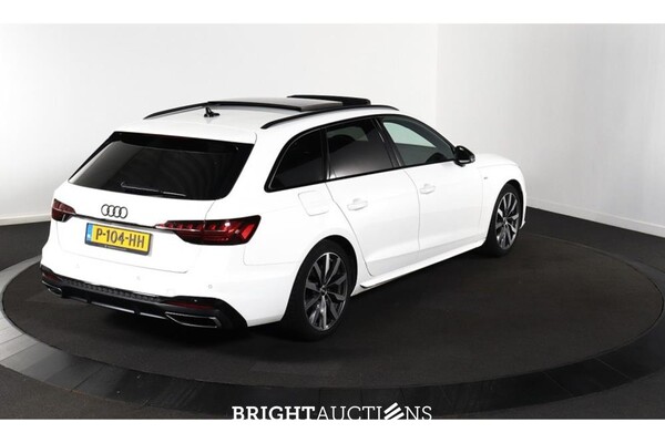 Audi A4 Avant 35 S edition Competition TFSI 149pk 2022 (Origineel-NL), P-104-HH