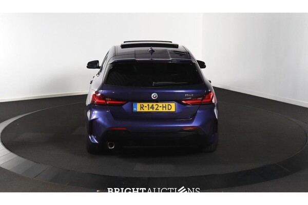 BMW 118i High Executive M Sport 136pk 2022 (Origineel-NL) 1-Serie, R-142-HD