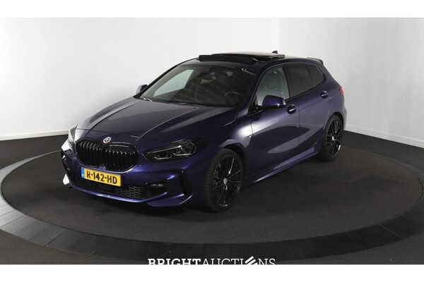 BMW 118i High Executive M Sport 136hp 2022 (Original-NL) 1er-Serie, R-142-HD