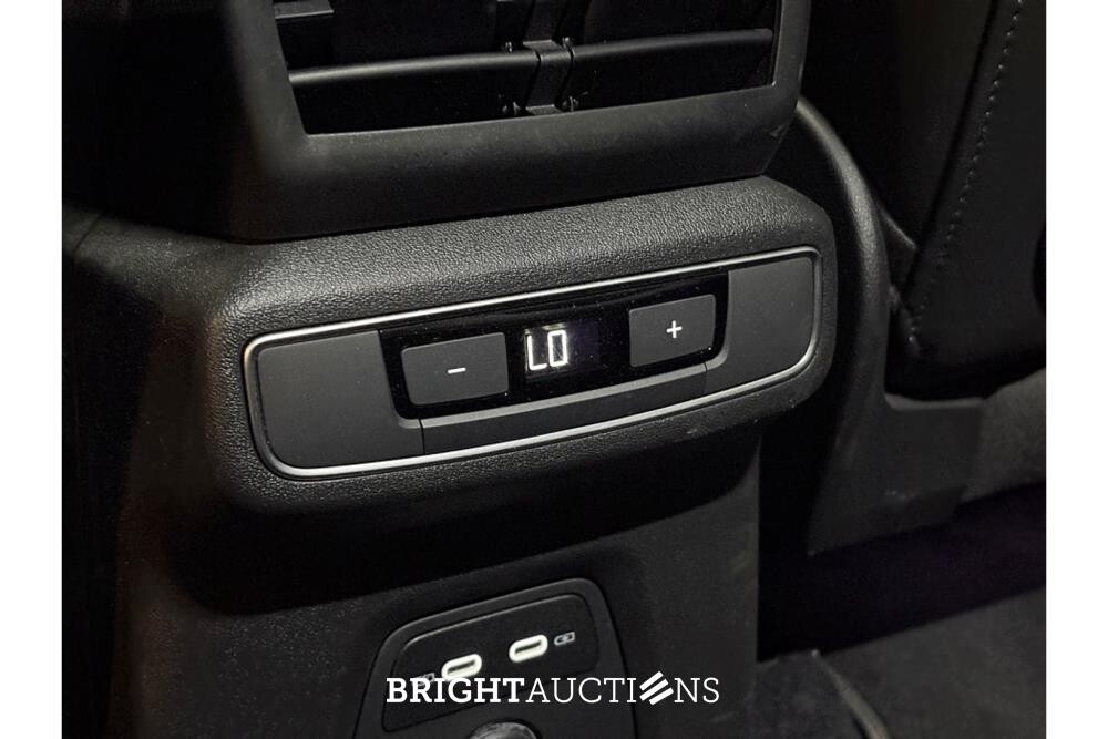 Audi Q4 Sportback 40 Launch edition S Competition 77 kWh 204pk 2022 (Origineel-NL), P-433-PR