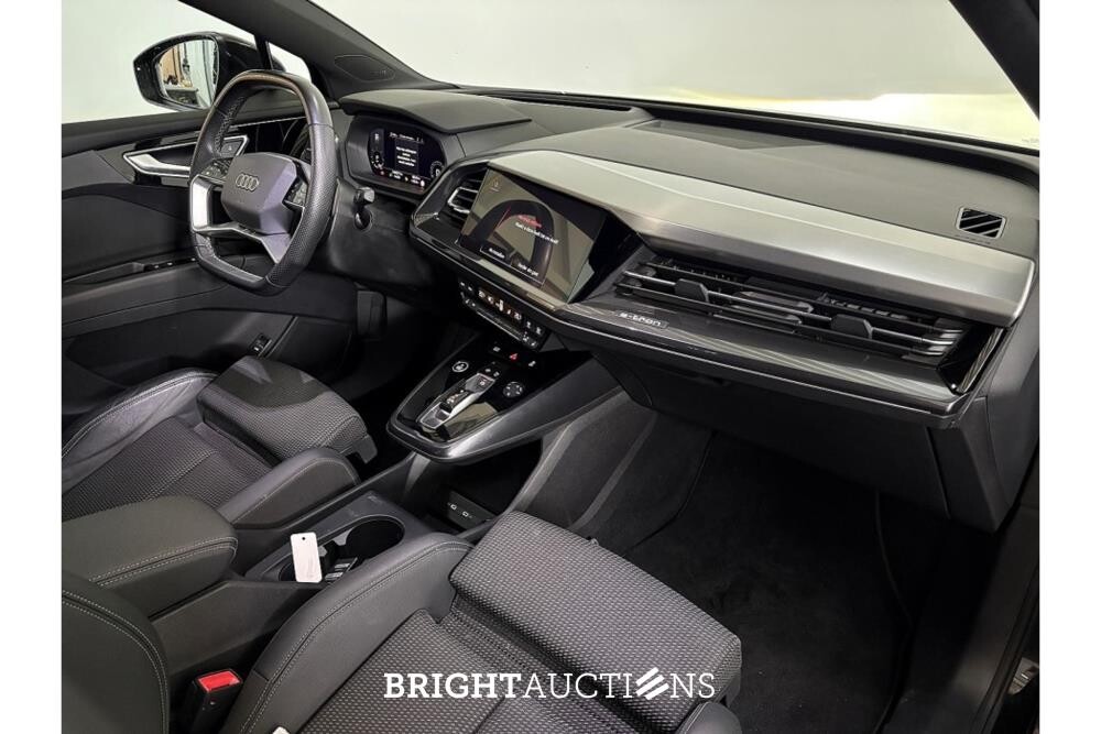 Audi Q4 Sportback 40 Launch edition S Competition 77 kWh 204pk 2022 (Origineel-NL), P-433-PR