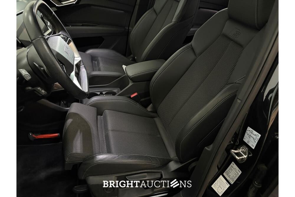 Audi Q4 Sportback 40 Launch edition S Competition 77 kWh 204pk 2022 (Origineel-NL), P-433-PR
