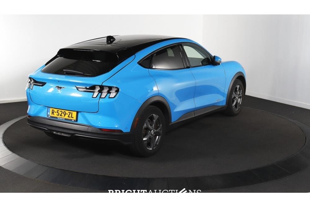 Ford Mustang RWD 75 kWh 269pk 2022 (Origineel-NL), R-529-ZL