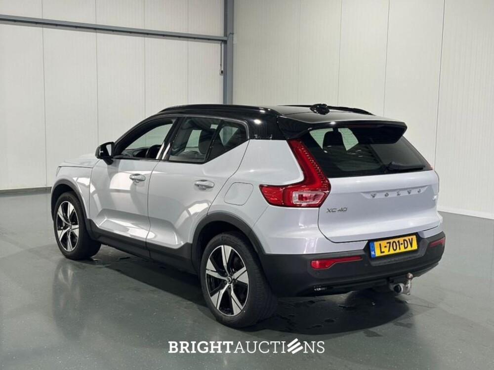 Volvo XC40 Recharge P8 R-Design Warmtepomp AWD 408pk 2021 (Origineel-NL), L-701-DV