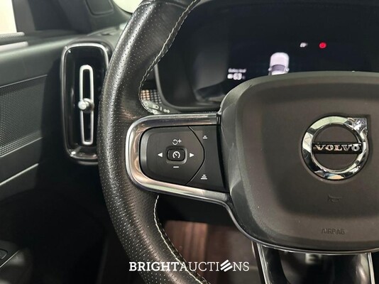 Volvo XC40 Recharge P8 R-Design Warmtepomp AWD 408pk 2021 (Origineel-NL), L-701-DV