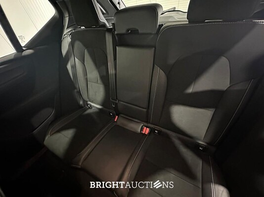 Volvo XC40 Recharge P8 R-Design Warmtepomp AWD 408pk 2021 (Origineel-NL), L-701-DV