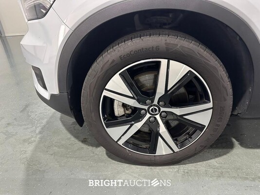 Volvo XC40 Recharge P8 R-Design Warmtepomp AWD 408pk 2021 (Origineel-NL), L-701-DV