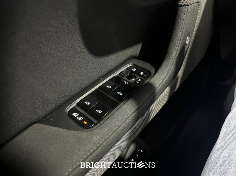 Polestar 2 Long Range Single Motor 78 kWh 231pk 2022 (Origineel-NL), P-145-VL