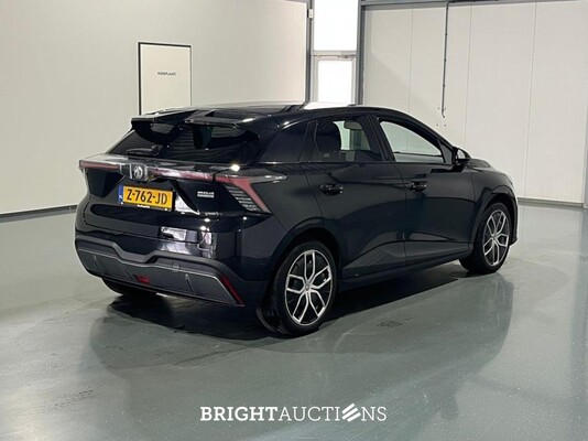 MG MG4 Luxury 64 kWh 204pk 2024 (Origineel-NL), Z-762-JD