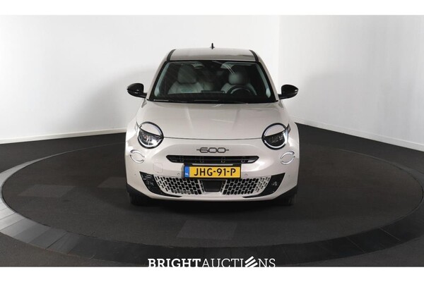 Fiat 600 Hybrid La Prima 1.2 156pk 2025 (Origineel-NL), JHG-91-P
