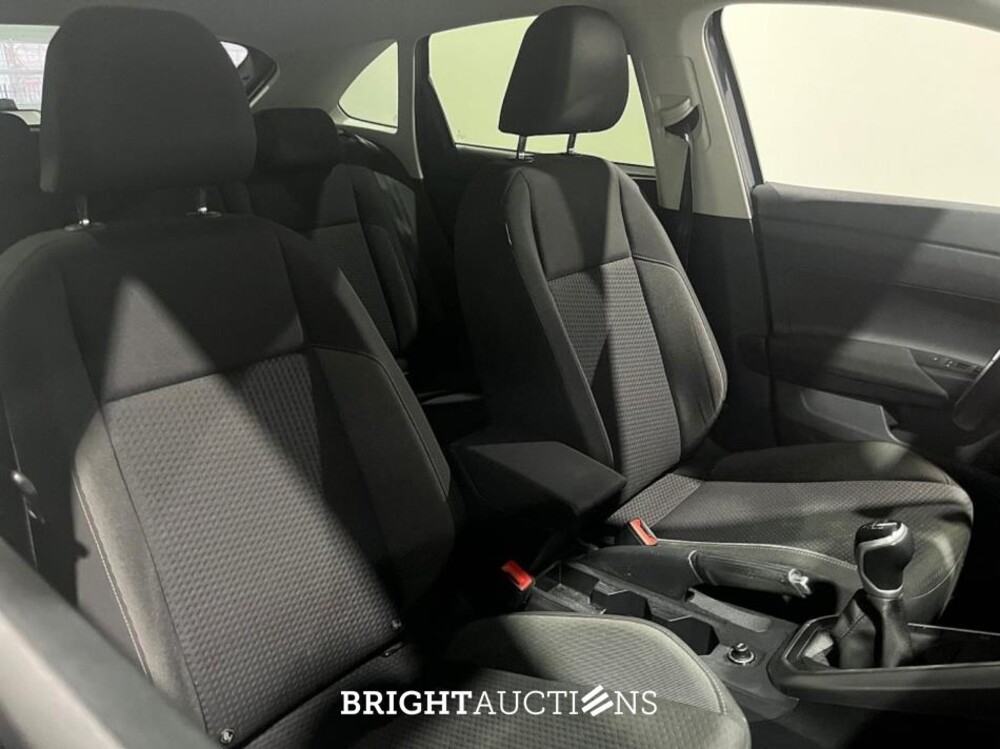 Volkswagen Taigo Life 1.0 TSI 95pk 2022 (Origineel-NL), R-311-BZ