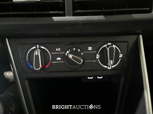 Volkswagen Taigo Life 1.0 TSI 95pk 2022 (Origineel-NL), R-311-BZ