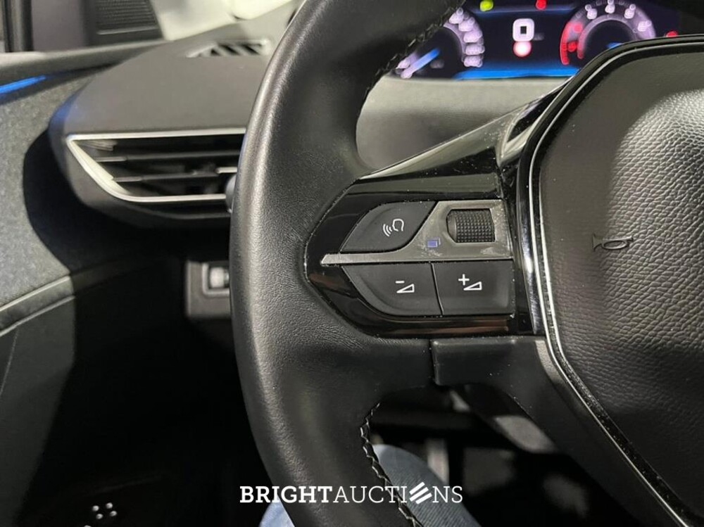 Peugeot 3008 Allure Pack Business 1.2 PureTech 131pk 2022 (Origineel-NL), P-263-PS