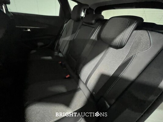 Peugeot 3008 Allure Pack Business 1.2 PureTech 131hp 2022 (Original-NL), P-263-PS